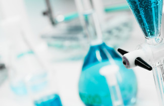 Laboratoriolaitteita.