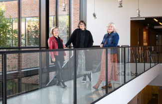 Heli Pesonen, Sanna Vehviläinen ja Hanna Nuutinen.