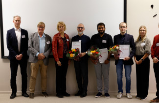 Falling Walls -pitsauskisan tuomaristo ja voittajat yhteiskuvassa.