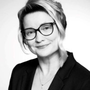 Profile picture: Leena Leinonen