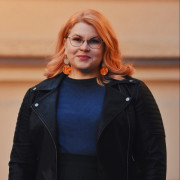 Profile picture: Nina Kosunen