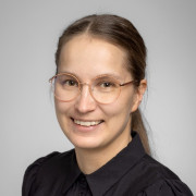 Profile picture: Mella Louhisalmi