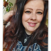 Profile picture: Saara Tallbacka