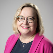 Profiilikuva: Ella Viitaniemi