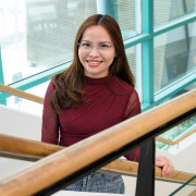 Profile picture: Thuy Lai