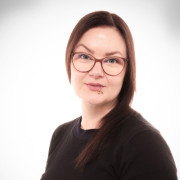 Profile picture: Virve Valtonen