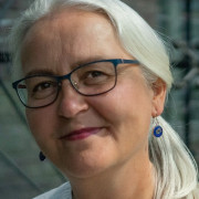 Profiilikuva: Sari Vanhanen