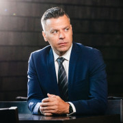 Profile picture: Jussi Laine