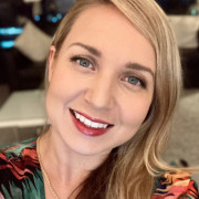 Profile picture: Saara Sillanmäki