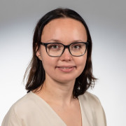 Profile picture: Anna Kalatanova