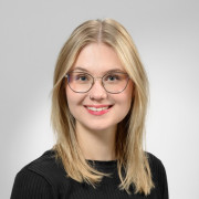 Profile picture: Hilla Remes