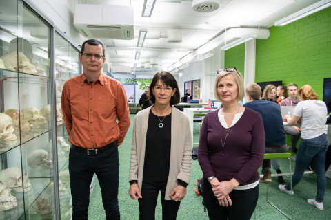 Szabolcs Felszeghy, Anitta Mahonen ja Irma Thesleff.