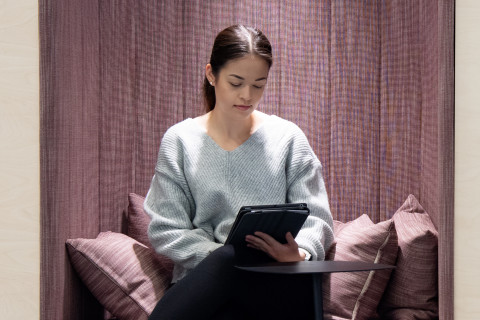 Student working in the UEF Library.