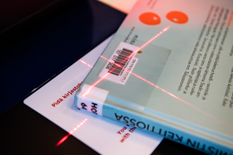 The UEF Library loan point.