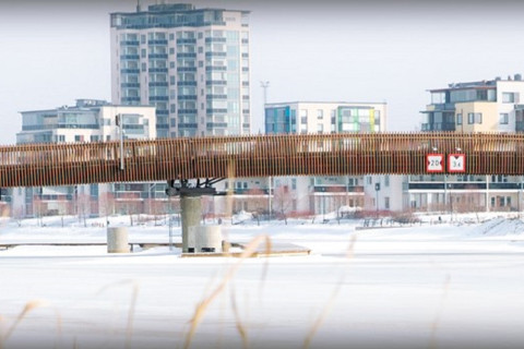 Kuva Ylisoutajan sillasta talvisella Pielisjoella