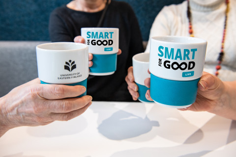 SmartforgoodLIVE -virtuaaliset aamukahvit.