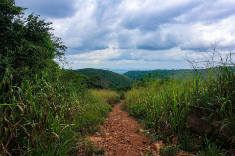 A path through the hills. Photo: Mostphotos.