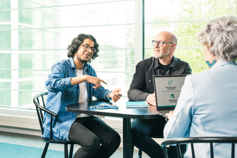 JOK_Kysy_lupa_johtaminen_ja_henkilöstön kehittäminen