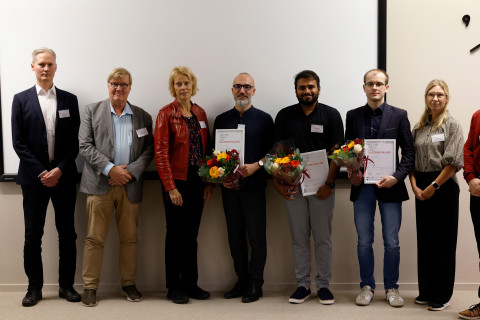 Falling Walls -pitsauskisan tuomaristo ja voittajat yhteiskuvassa.