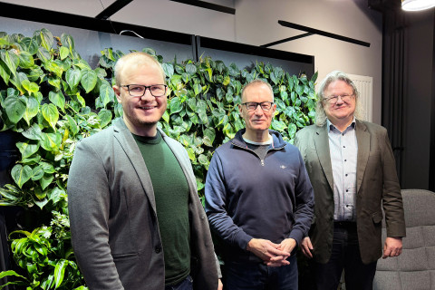 Professor Juho Pesonen, AI Business Leader Patrick Halford and Professor Jyrki Saarinen discussed in the Innovation Pathways Podcast episode.