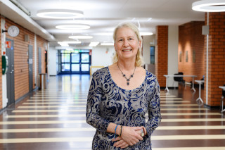 MIT:n tutkija, kouluttaja ja konsultti Angeliki Rigos opetti johtajuutta Itä-Suomen ylipistossa lokakuussa 2025.