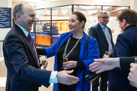 Jarmo Pirhonen ja Sari Raassina.