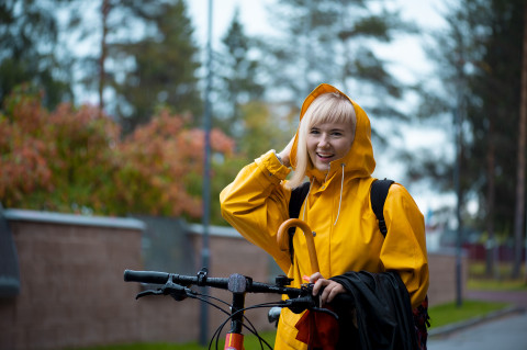 uef-lähettiläs Kreeta Holopainen