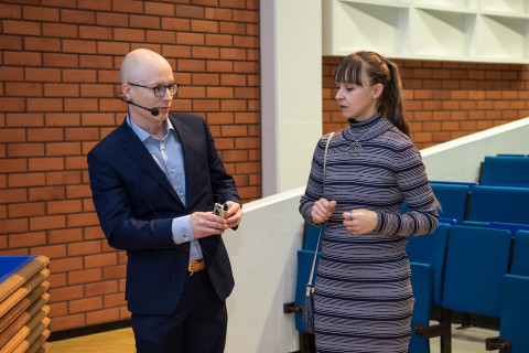 Teemu Natunen ja Merja Heinäniemi.