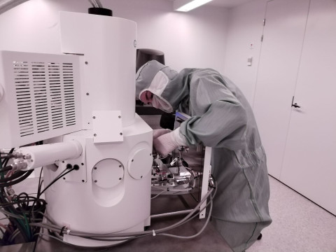 Maria Corojari working on the h-cube tasks.