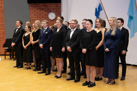 Hammaslääkärinvalan vannoi 28 hammaslääketieteen lisensiaattia.