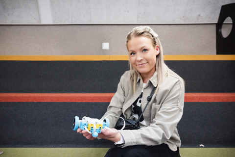 Tuuli Teittinen norssin koululla.