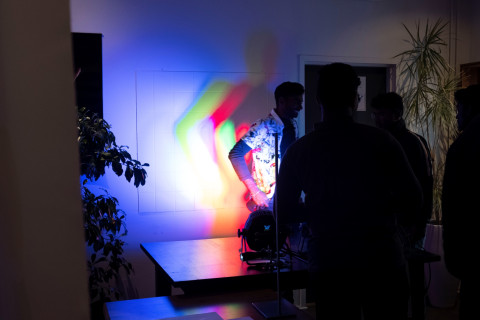 Ihminen. Kuva: Damian van Leeuwen.