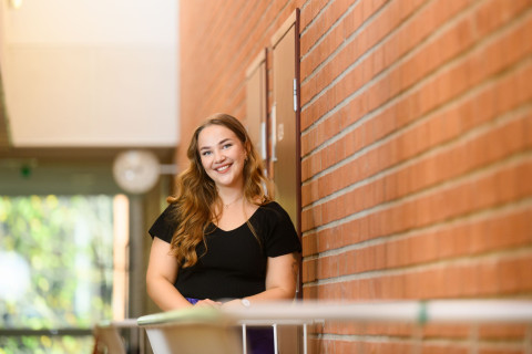 Logopedian opiskelija Moona Huittinen