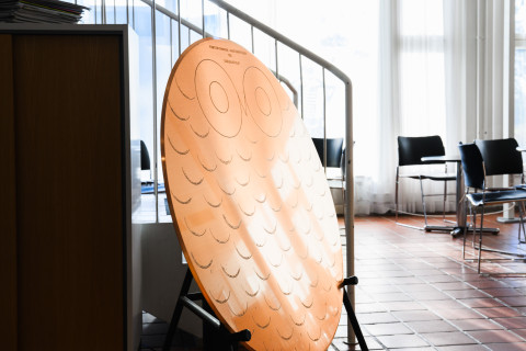 Perinteentutkimuksen palkinto Agoran kahvilla.