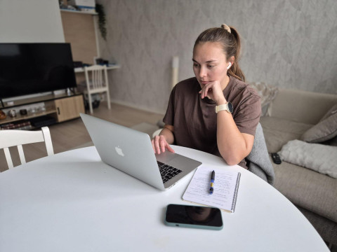 Jalkapalloilija Anni-Maija Kauppila. Kuva: Tuukka Kahila