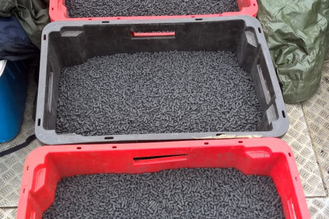 Tutkimusvälineitä.