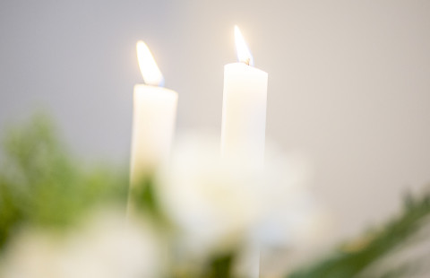 Kynttilöitä lähikuvassa