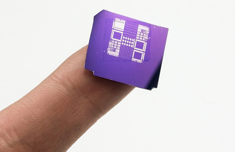 Grafeenipohjainen THz-sensori.