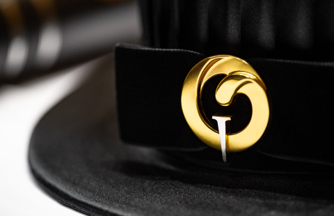 Doctoral hat of the University of Eastern Finland.