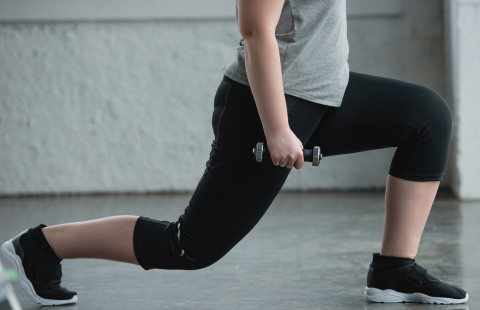 Lunges with dumbbells.