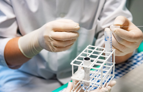 Koeputkia Aivotutkimusyksikössä.