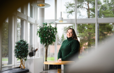 Anne Airaksinen Joensuun yliopistolla.