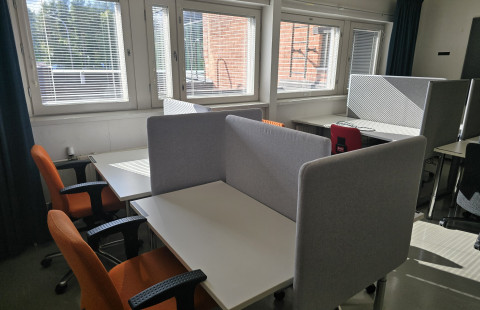 CK245-itseopiskelutila. CK245 self-study space.